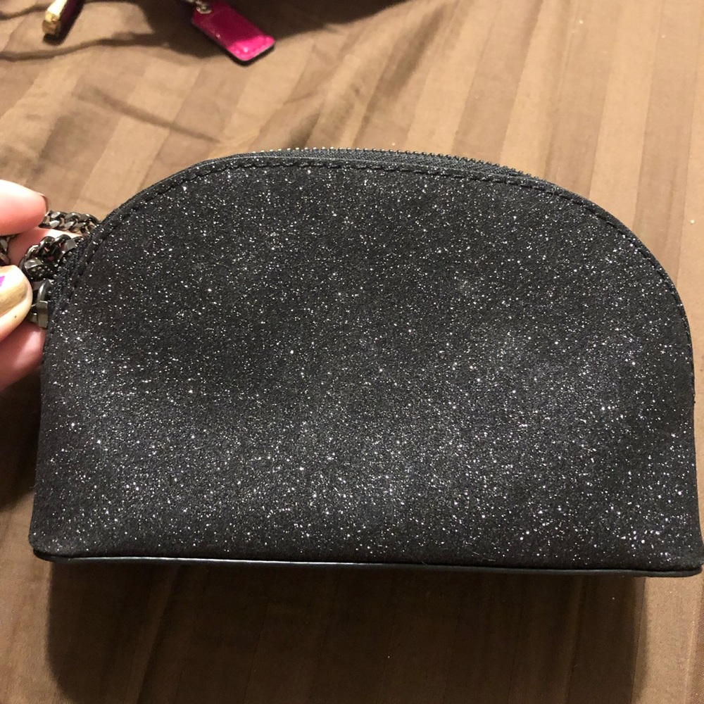 ❤️SOLD❤️Michael Kors Alex black glitter cosmetic - Picture 2 of 8